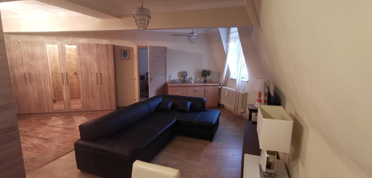 Hezky Byt U Hotela Thermal V Karlovych Varech Karlovy Vary Exterior foto